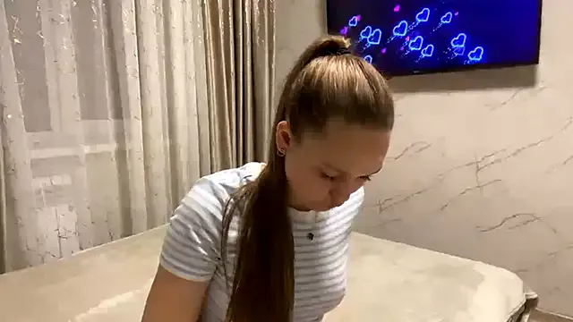 SoSweetGirl on StripChat 