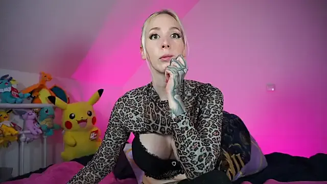 Freechat StellaCinderella on StripChat