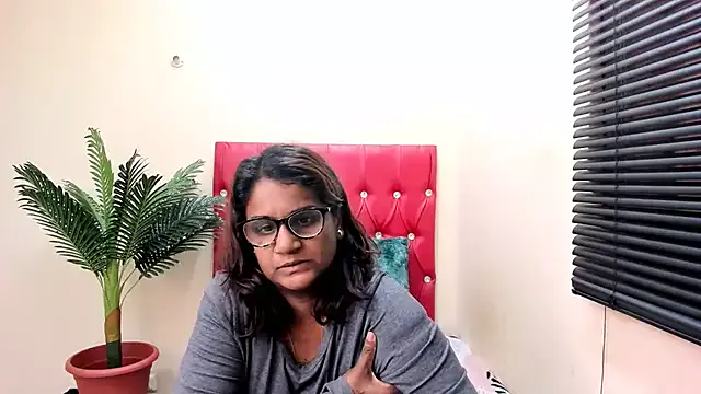 Freechat Strawberry_Lips on StripChat