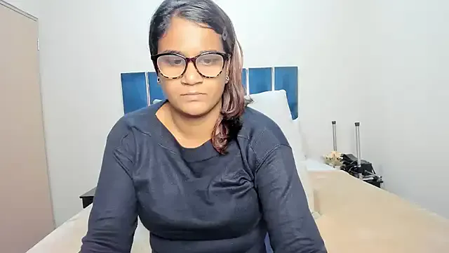 Freechat Strawberry_Lips on StripChat