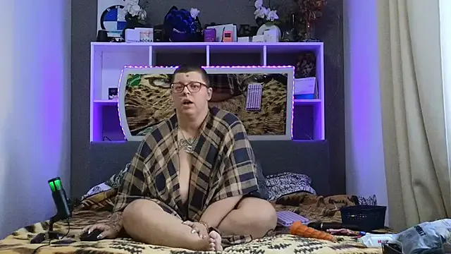 SunshineLexi on StripChat 