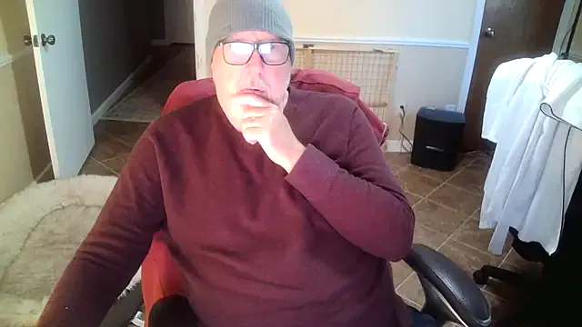 superbearboss — Let's have some Sunday Fun. Be Shirtless