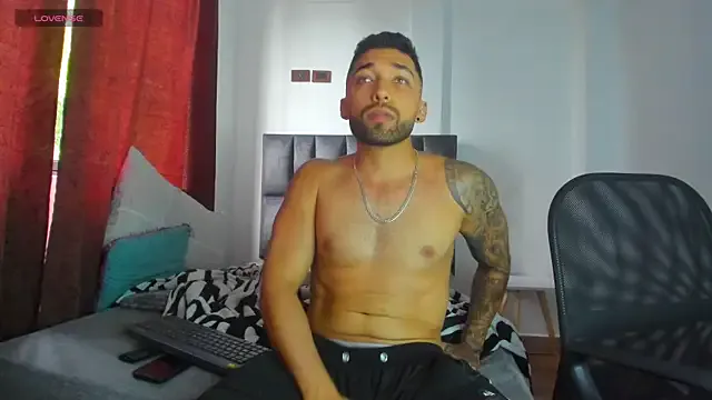 Freechat Sweet_and_caramel on StripChat