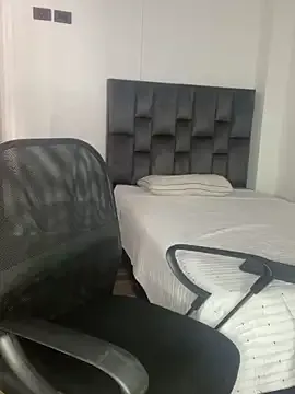 Freechat Sweet_and_caramel on StripChat