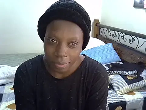 Sweet_Bear on StripChat 