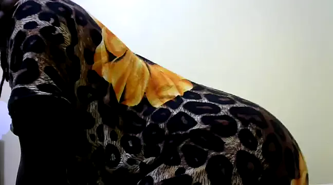 sweettnadia on StripChat 