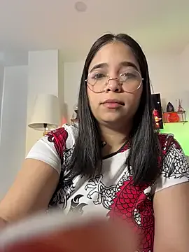 tati_reyess on StripChat 