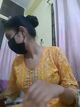 teen_girl_07 — Full Nude in Public