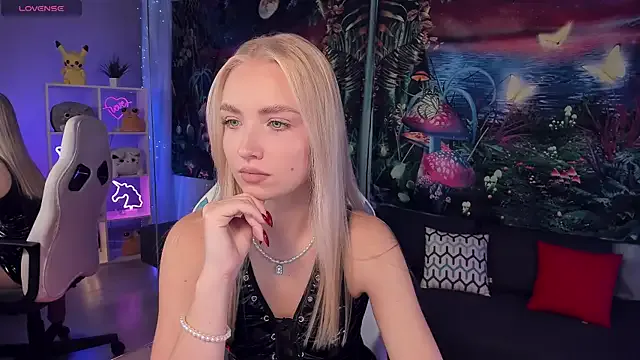 Private TessaGrays on StripChat