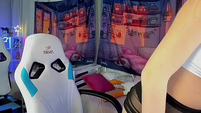 Private TessaGrays on StripChat