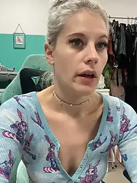 StripChat TheRealJessyLey is Freechat TheRealJessyLey —  Dildo Blowjob wet