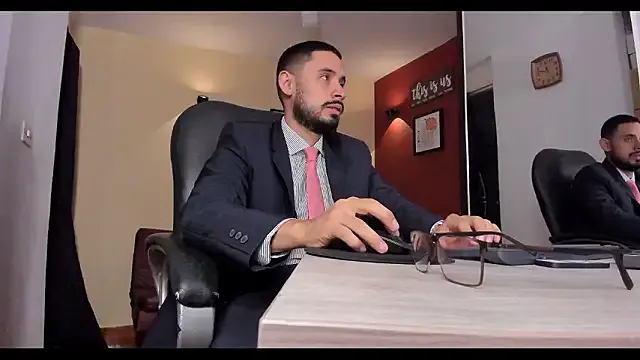 Freechat thesexlawyerx on StripChat