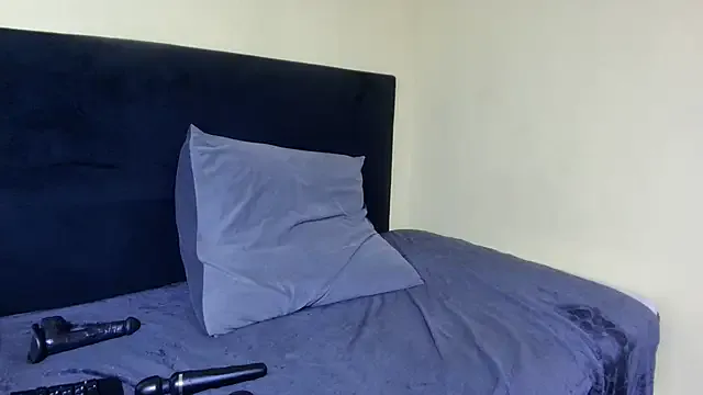 StripChat ThickTemptress18 is Freechat ThickTemptress18 — Freechat on StripChat