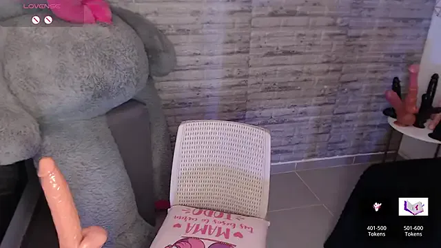 TinnaCobb on StripChat 