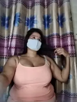 Freechat Tishani on StripChat