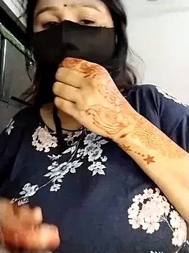 Freechat Tishani on StripChat