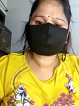 Freechat Tishani on StripChat