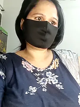 Freechat Tishani on StripChat