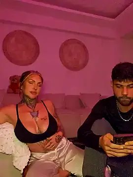 Offline TravelMommyBlair on StripChat