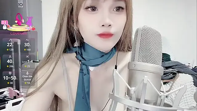 Offline twlilybae on StripChat