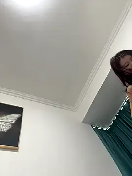 Group uiui521 on StripChat