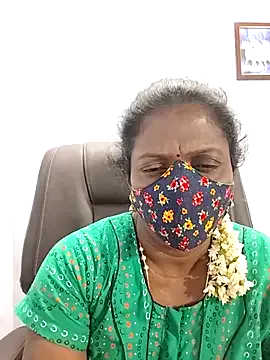 Freechat umashreetamil on StripChat