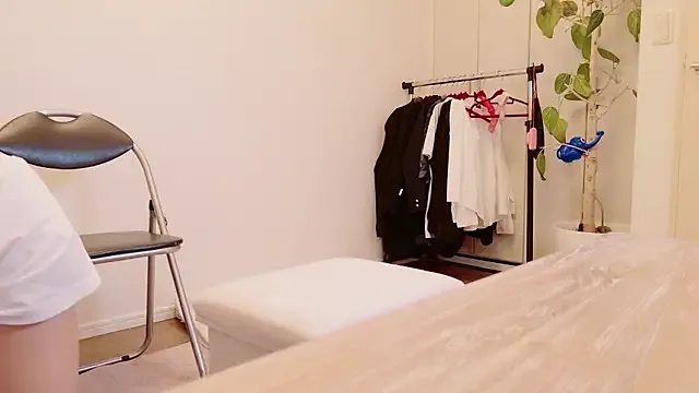 Offline undo-busoku69 on StripChat