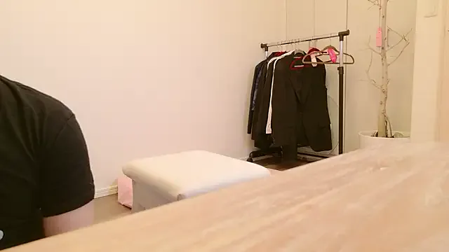 Offline undo-busoku69 on StripChat