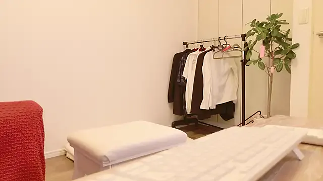 Offline undo-busoku69 on StripChat