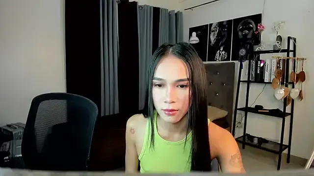 Group urfantasyhotbaby on StripChat