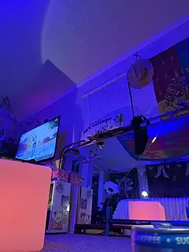 Offline urpuppymoon on StripChat