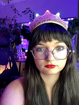 Offline urpuppymoon on StripChat