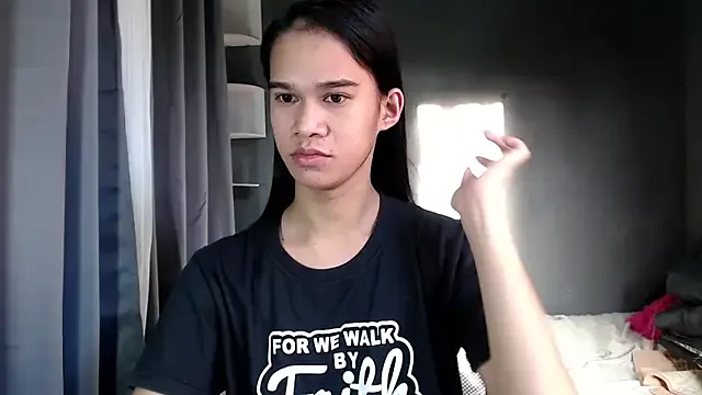 Freechat urseductivebarbie_xx on StripChat