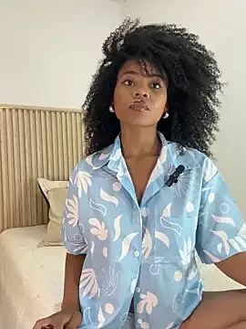 Freechat vanestraus on StripChat