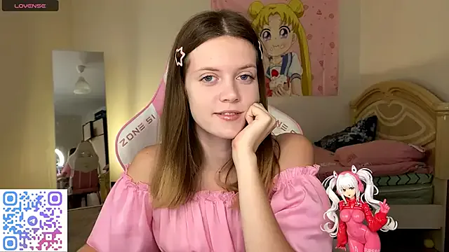 StripChat VibeQueenLucy is Freechat VibeQueenLucy — lick my sweet lips with your tongue