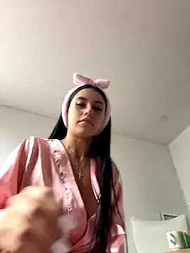 Victoria_alson — Finger ass