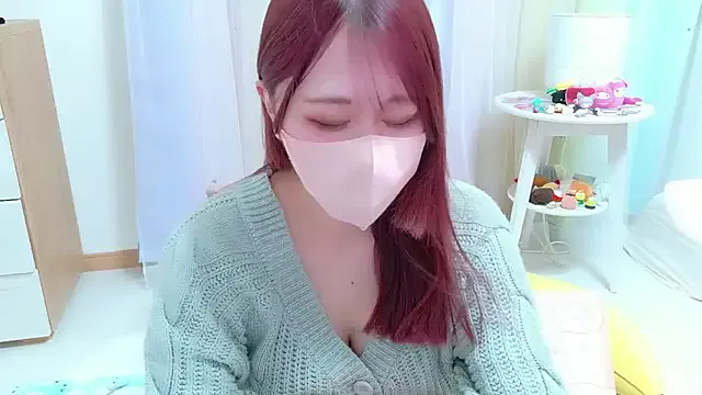 Freechat vYuNav on StripChat