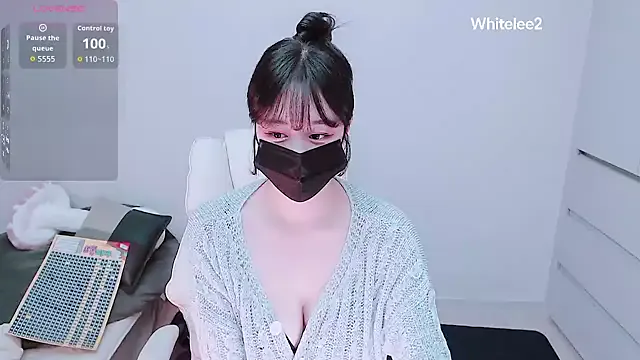 StripChat whitelee2 is Freechat whitelee2 — 2