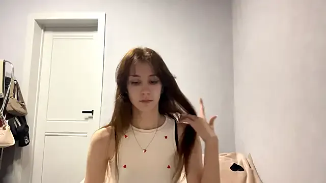 WildPeachh — suck finger