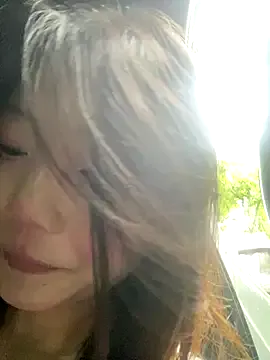 xixi_28 on StripChat 