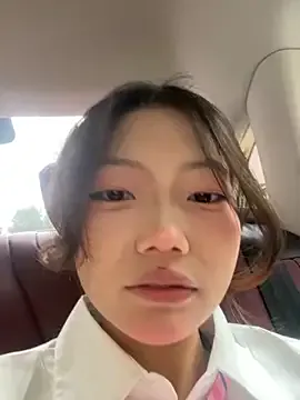 xixi_28 on StripChat 