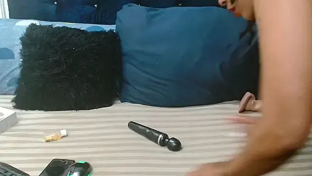 Freechat xTALLSEXYBUMx on StripChat