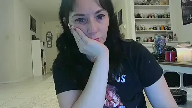 Freechat xxxCRYSTALxxx on StripChat