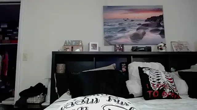 Freechat xxxCRYSTALxxx on StripChat