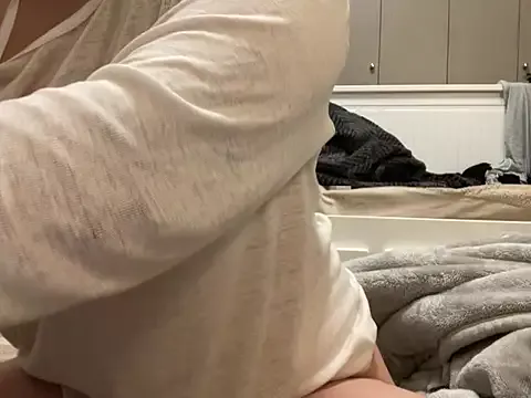 Offline xxxYUKARIxxx on StripChat