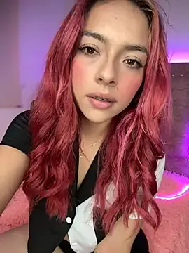 Freechat Yovng___Lau on StripChat