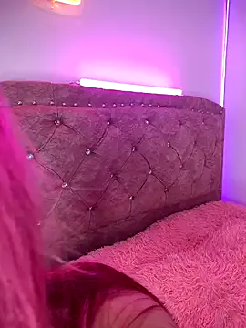 Freechat Yovng___Lau on StripChat