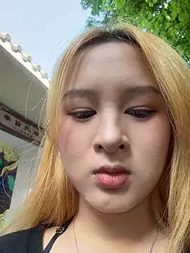 Offline yuki_june on StripChat