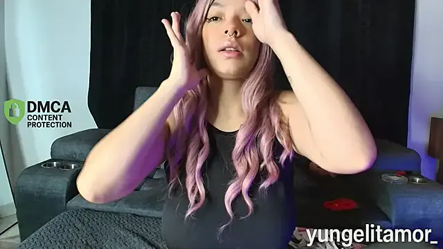 Private yungelitamor_ on StripChat