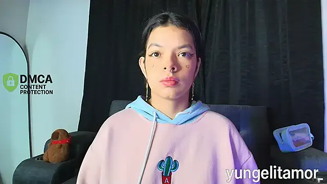 Private yungelitamor_ on StripChat